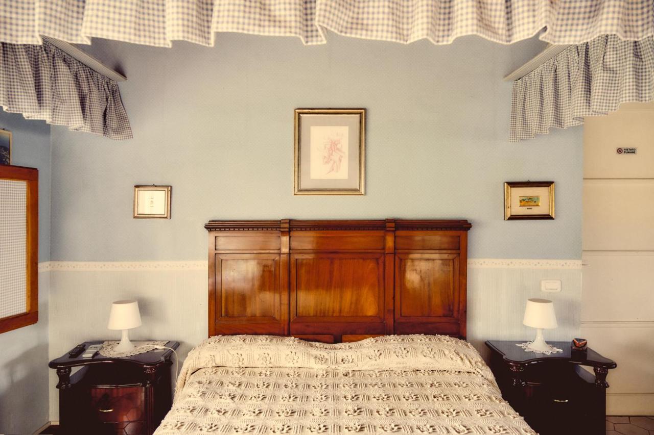 Casa Consalvo B&B Понтеканьяно Экстерьер фото