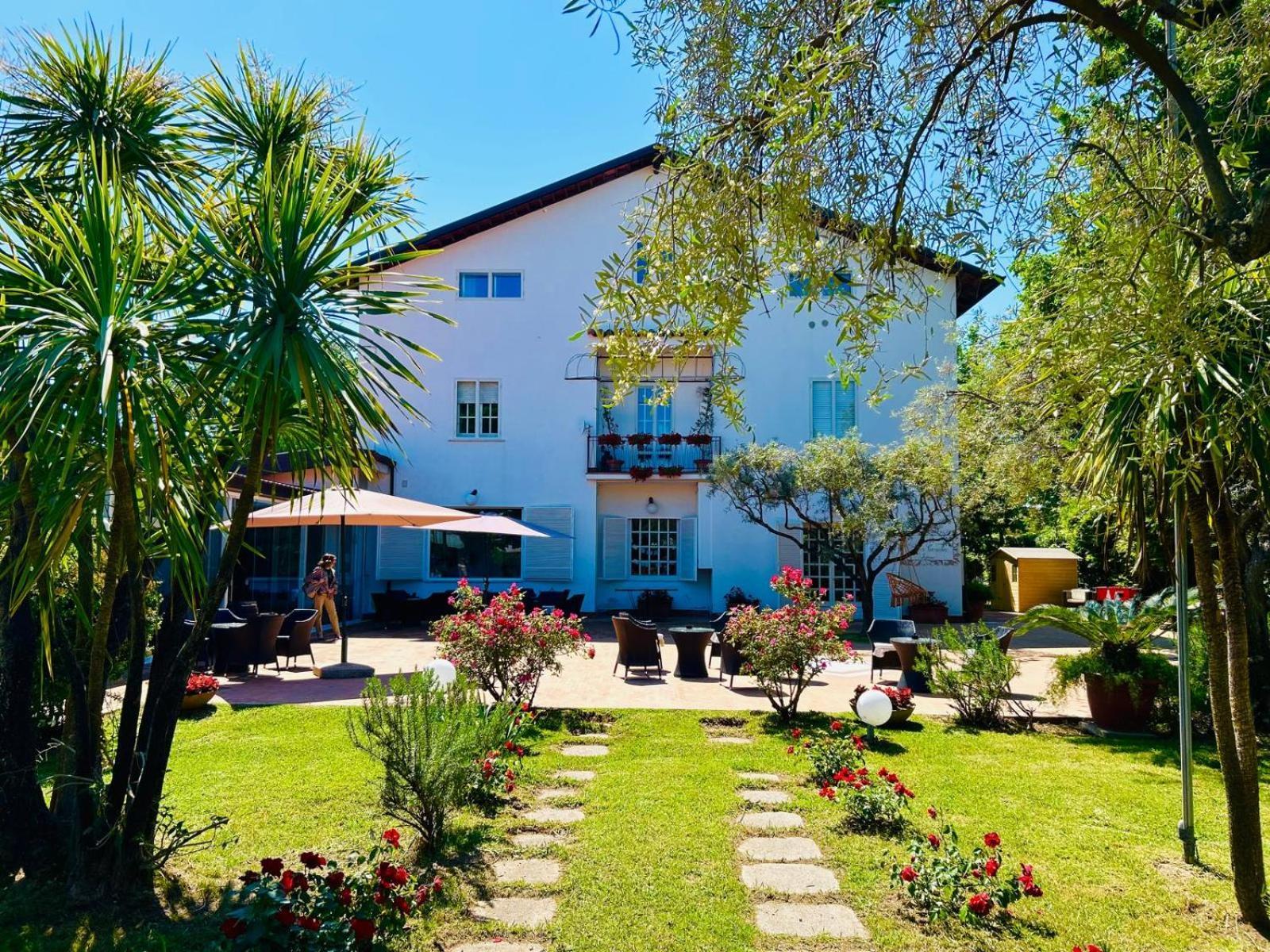 Casa Consalvo B&B Понтеканьяно Экстерьер фото